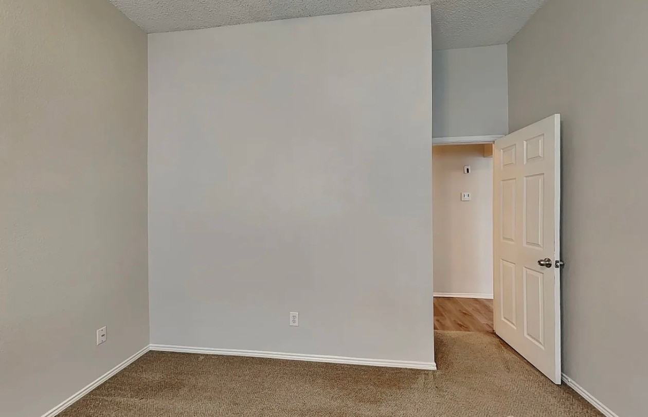 10220 Dallam Lane - Photo 3 of 16