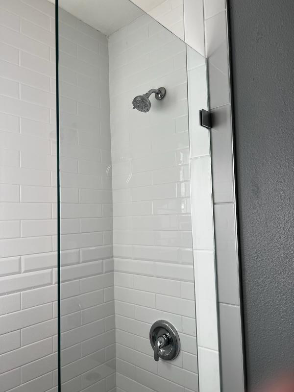1342 W 29th St - Photo 2 of 6