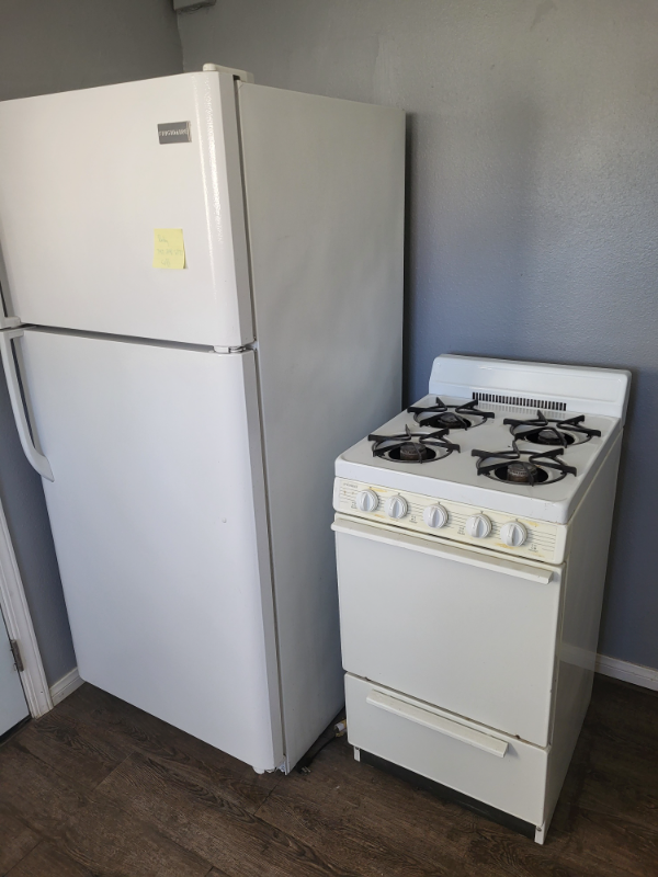 1342 W 29th St - Photo 4 of 6