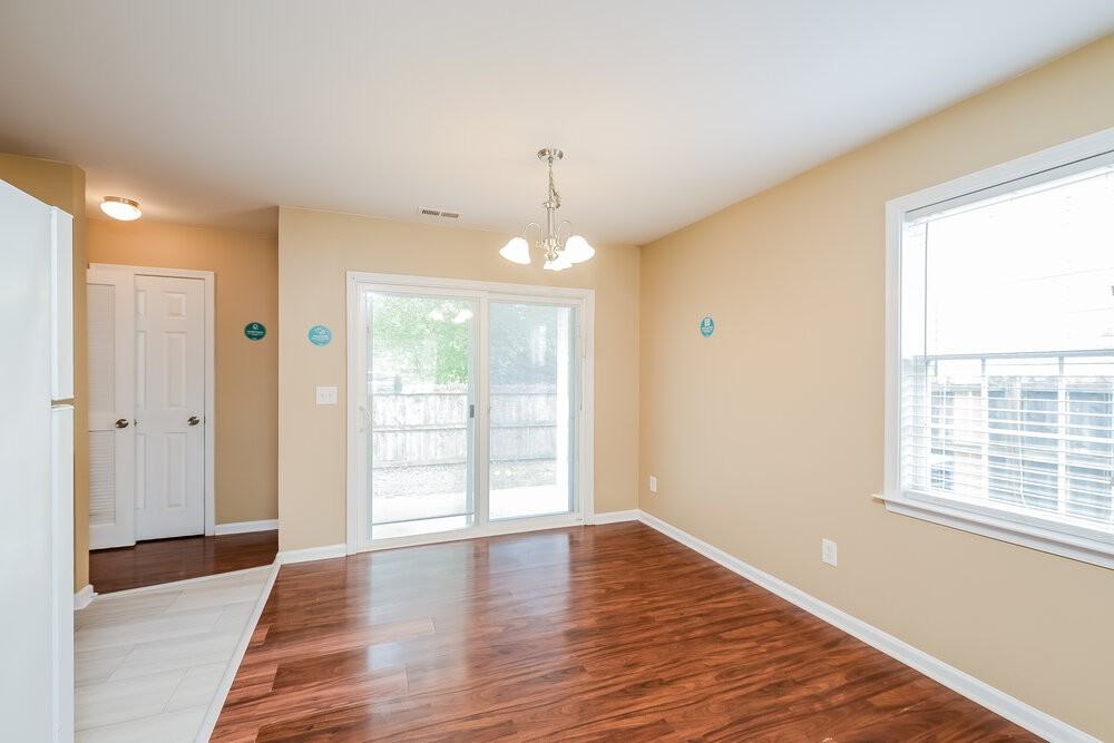 3384 Tinley Park Dr - Photo 6 of 17