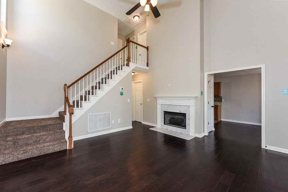 3602 Sussex Ct - Photo 6 of 19