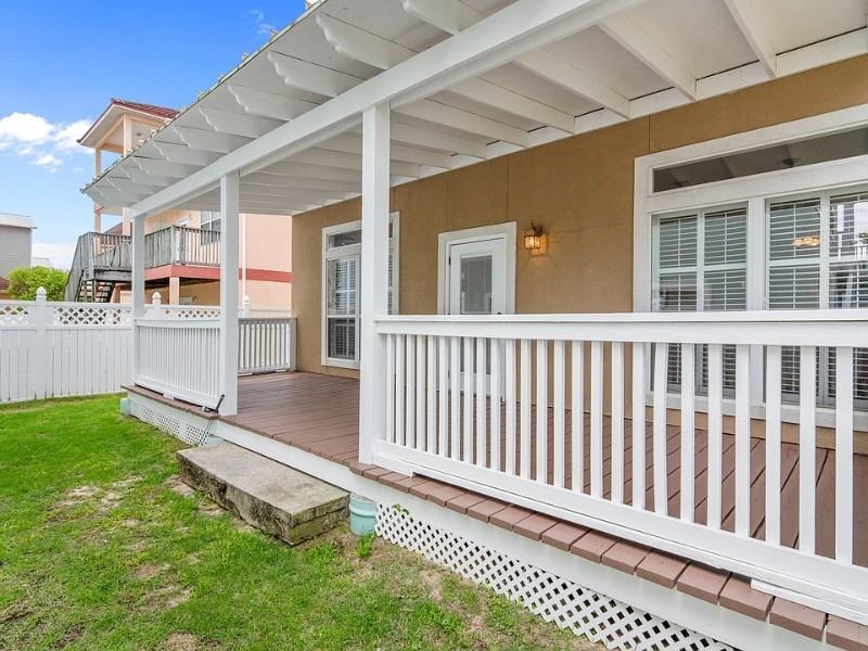 2396 Palm Harbor Dr - Photo 4 of 40