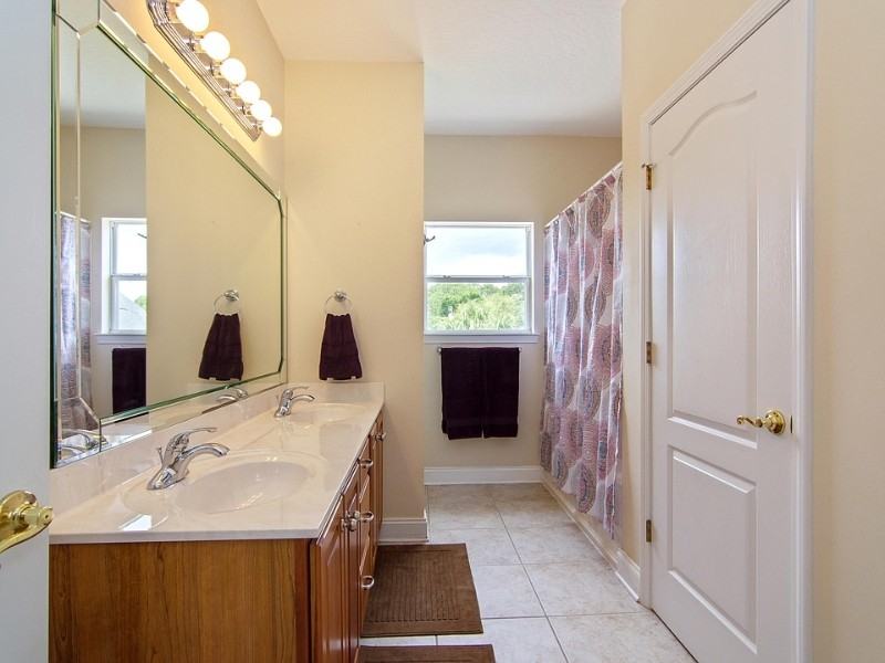 2396 Palm Harbor Dr - Photo 6 of 40