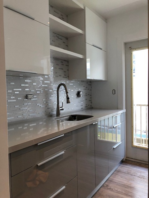 1228 Pennsylvania Ave - Photo 2 of 7