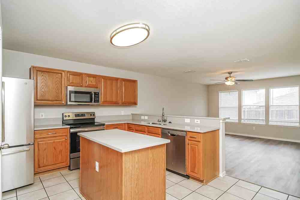 2232 Southway - Photo 7 of 16