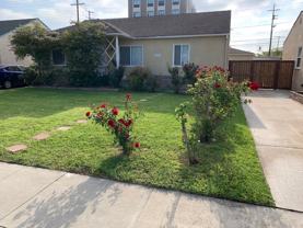 8624 Lilienthal Ave - Photo 1 of 1