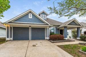 featured image of 419 Creekview Dr