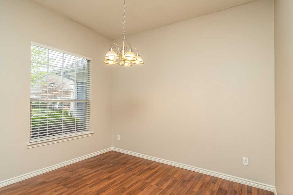 419 Creekview Dr - Photo 6 of 16