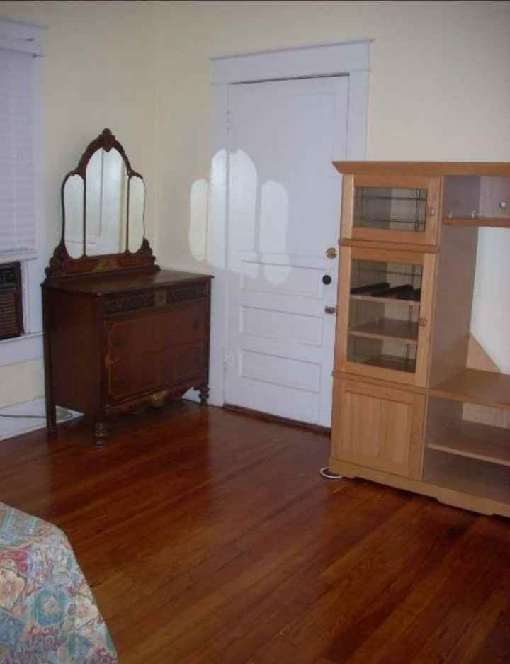 1023 E Comanche Ave #B - Photo 2 of 11