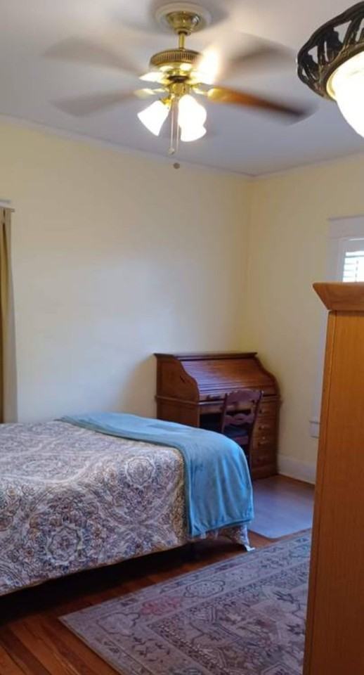 1023 E Comanche Ave #B - Photo 3 of 11