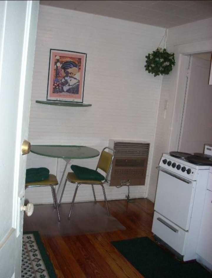 1023 E Comanche Ave #B - Photo 5 of 11