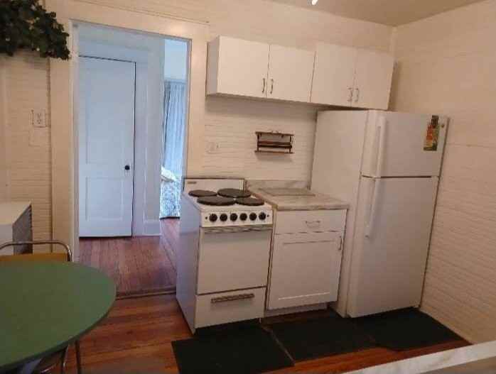 1023 E Comanche Ave #B - Photo 6 of 11
