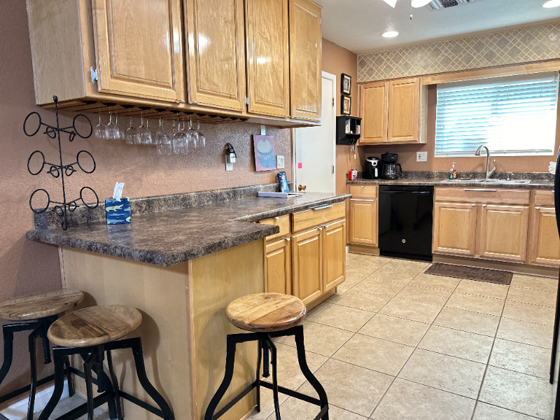 15607 N 105th Dr - Photo 4 of 41