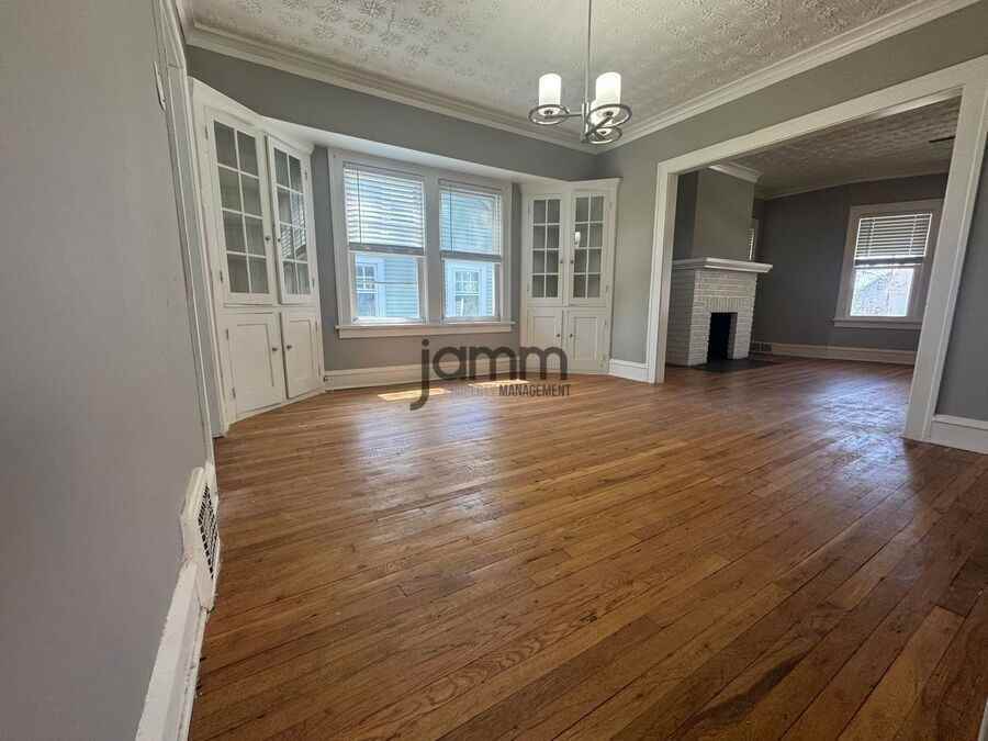 2121 Carabel Avenue - 2121 Carabel Ave #2 - Photo 6 of 18
