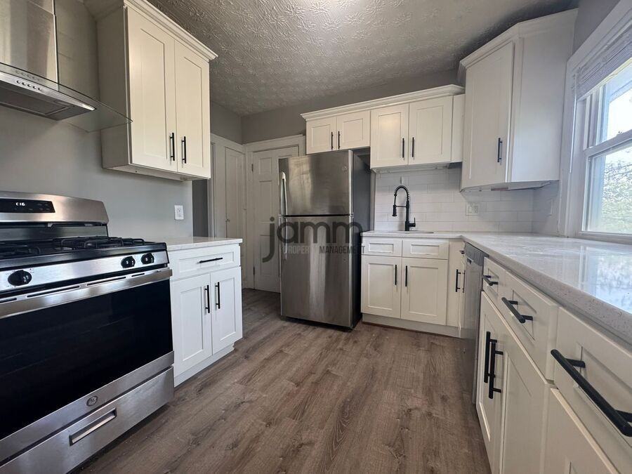 2121 Carabel Avenue - 2121 Carabel Ave #2 - Photo 7 of 18