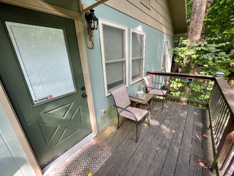 123 Voncannon Dr #A - Photo 3 of 23