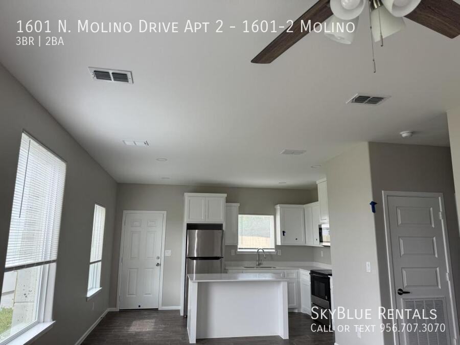 1601 N Molino Dr Apt 2 - Photo 2 of 18