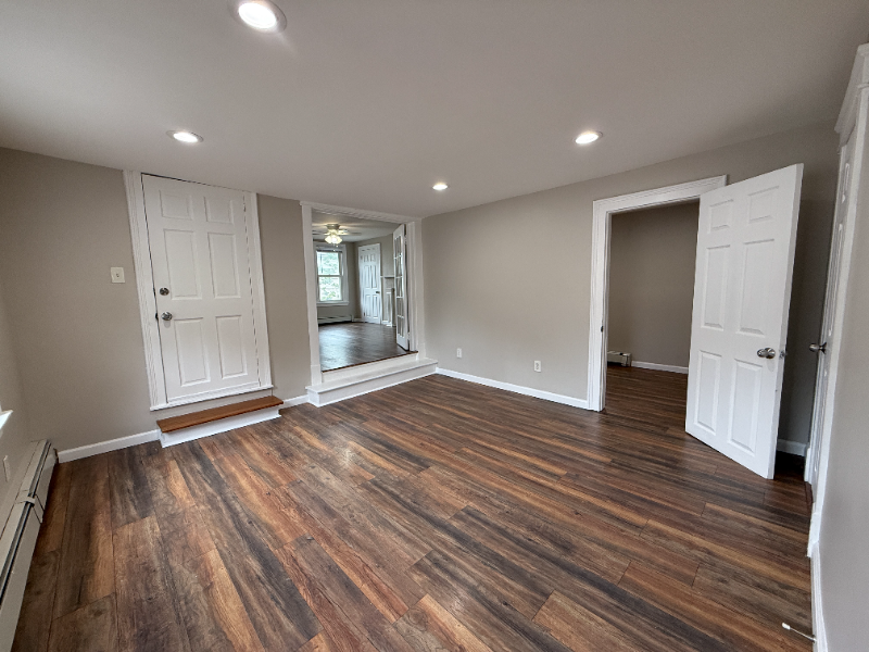 306 Townsend St #2 - Photo 5 of 10