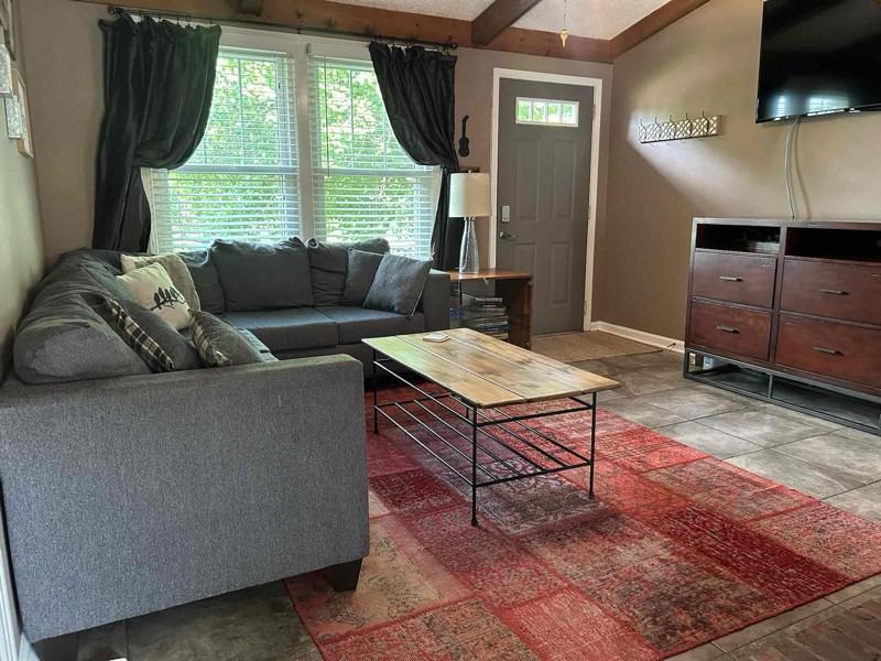 832 Ember Lake Dr - Photo 2 of 23