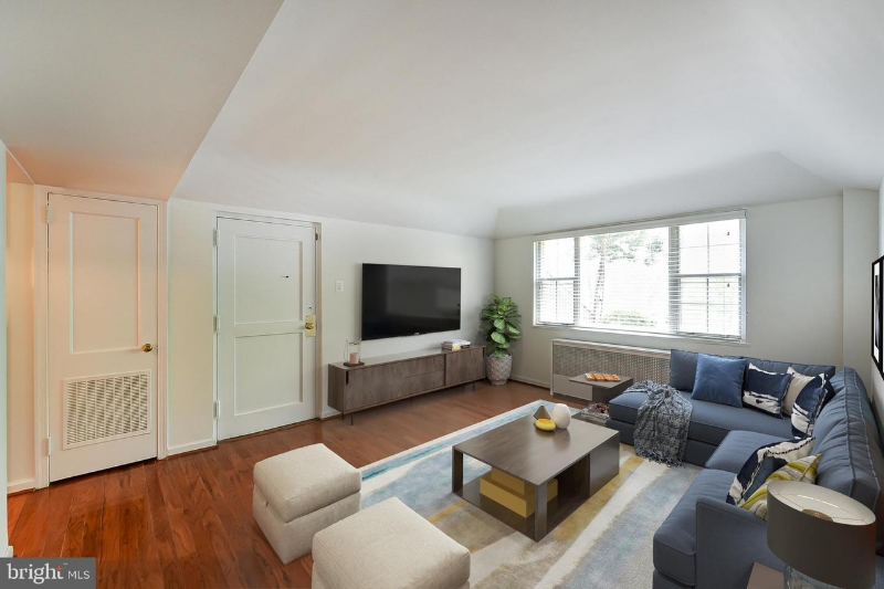 1220 N Meade St #1 - Photo 6 of 12