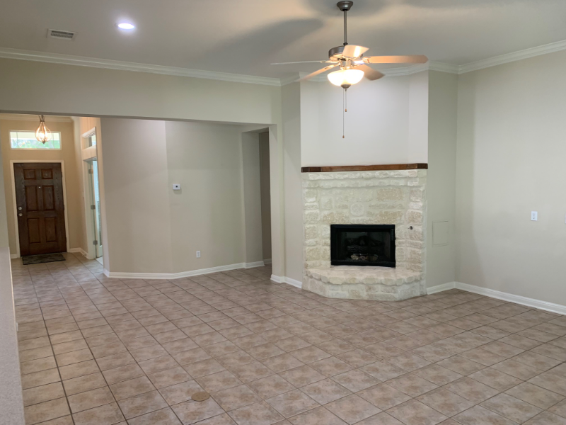 137 Antler Cir - Photo 3 of 15