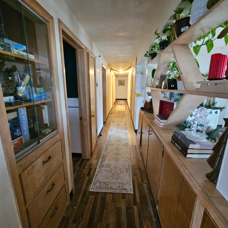 305 N Hickory St - Photo 4 of 19
