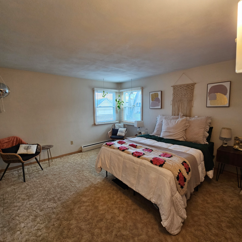 305 N Hickory St - Photo 2 of 17