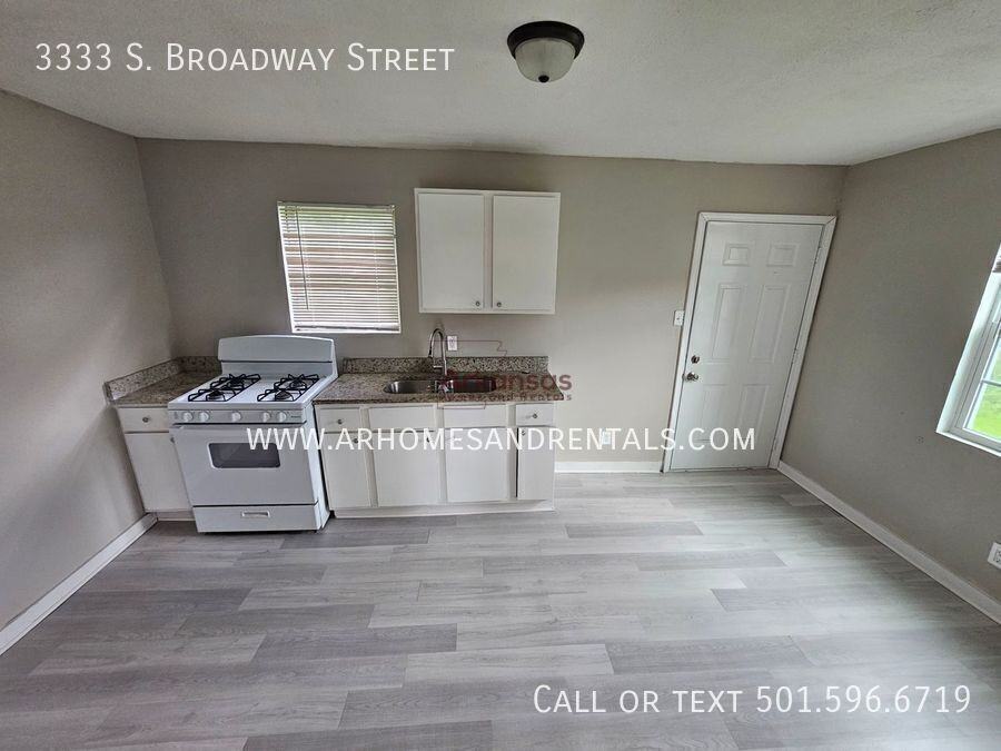 3333 Broadway St - Photo 4 of 8