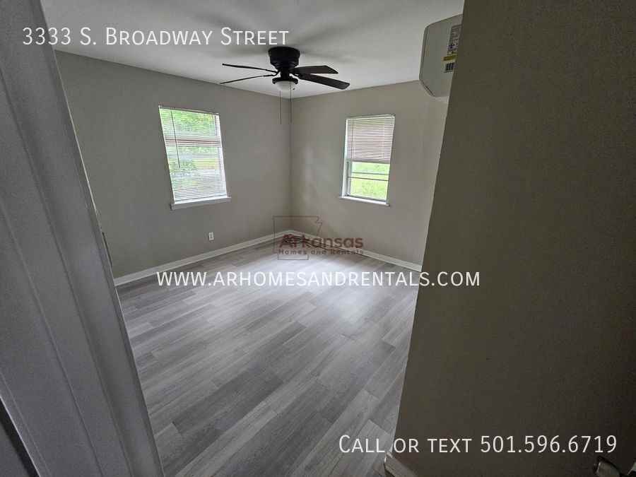 3333 Broadway St - Photo 7 of 8