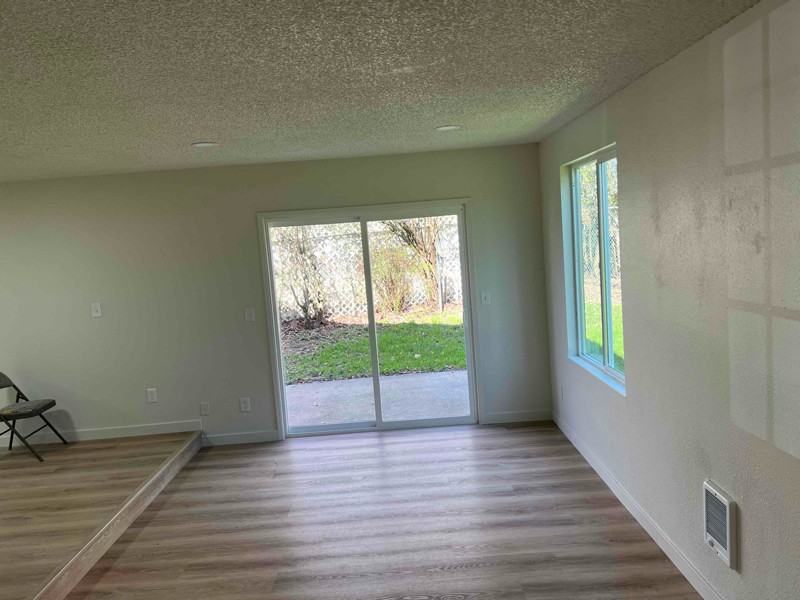 906 Ne Hacienda Ct - Photo 4 of 7