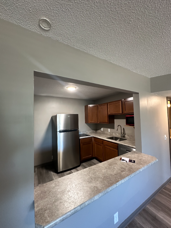1002 Johnstown Ave - Photo 2 of 11