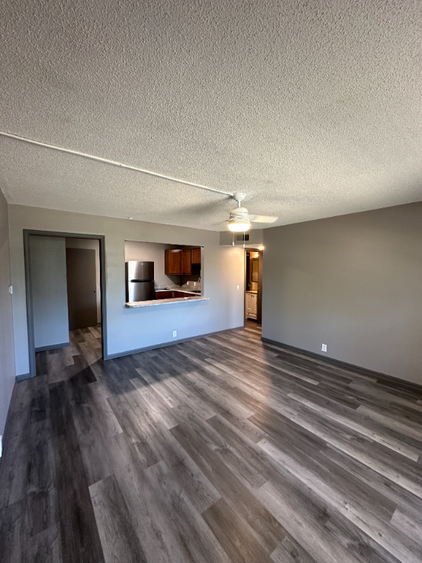 1002 Johnstown Ave - Photo 6 of 11