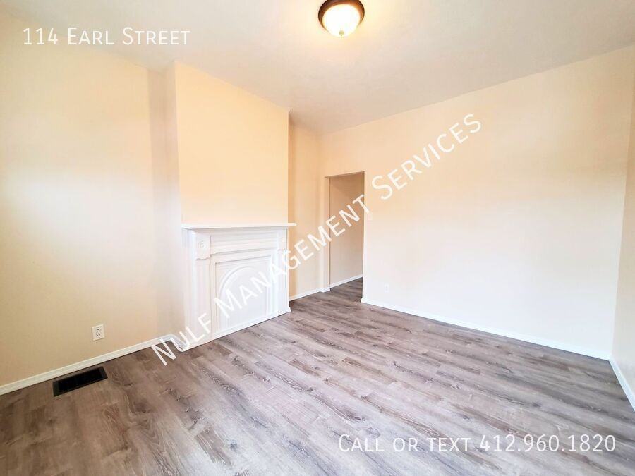 114 Earl St - Photo 4 of 6