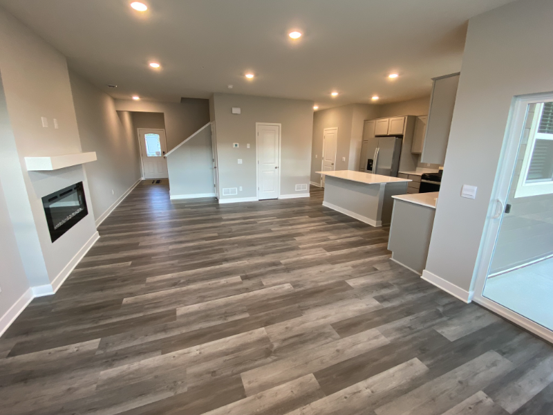 17079 Dysart Pl - Photo 7 of 25