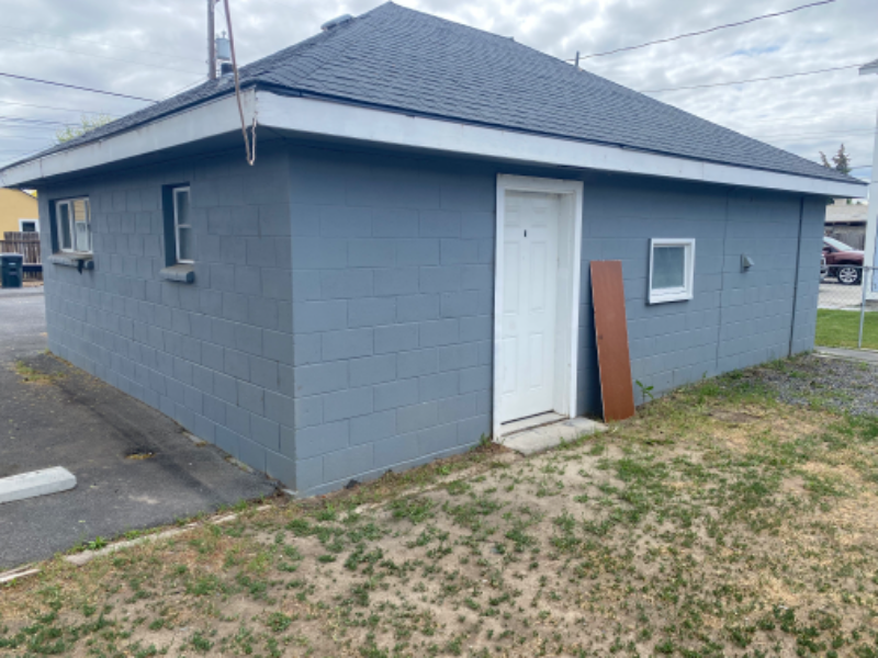 1033 W Columbia Ave #B - Photo 2 of 10