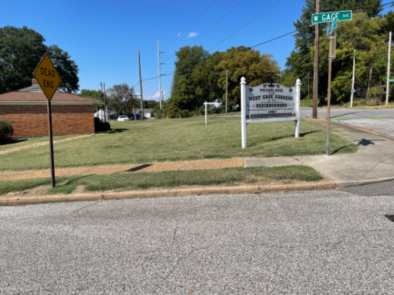 2173 Kansas St - Photo 2 of 2