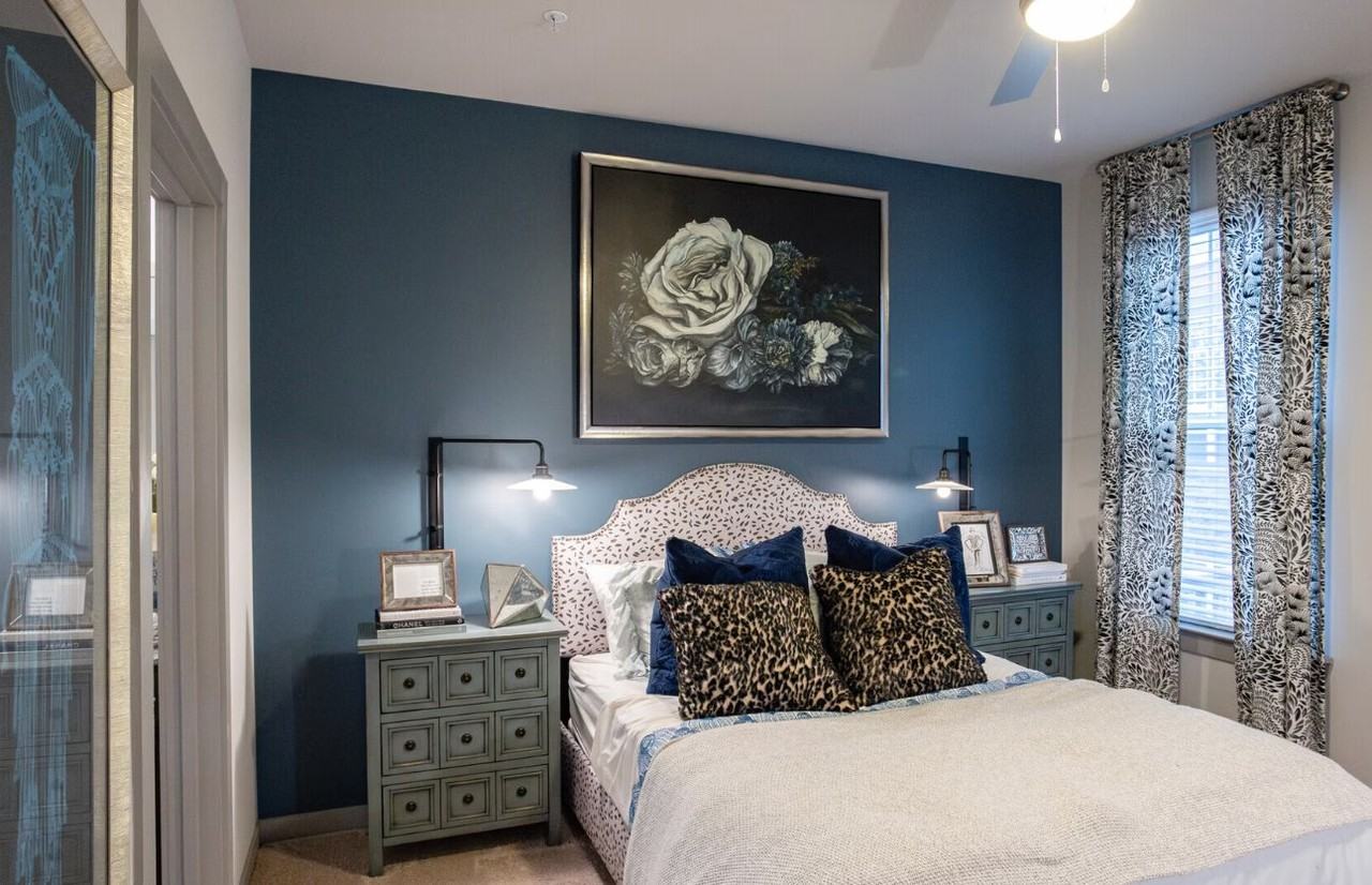 1122 N Clark St #1510 - Photo 4 of 9