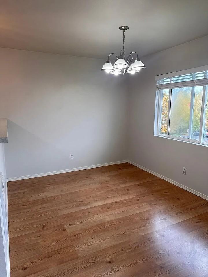 710 240th Way Se #C302 - Photo 2 of 3