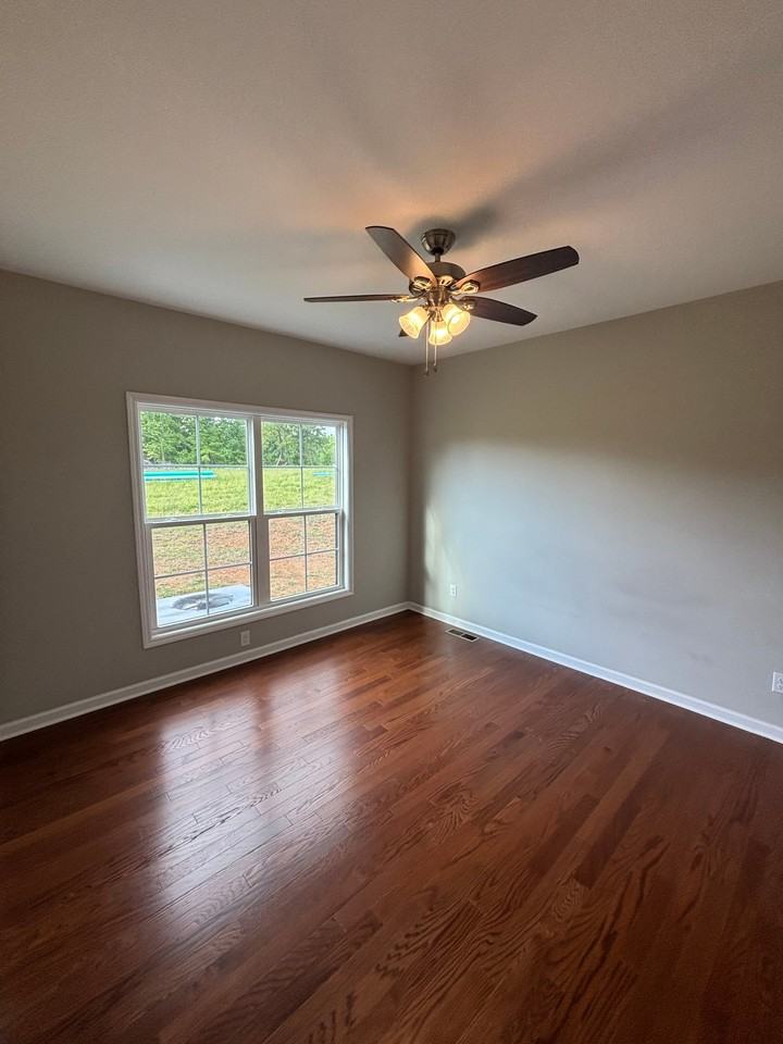 217 Cherokee Dr #16 - Photo 5 of 14