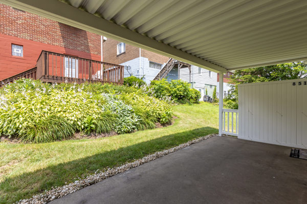 851 Florence Ave - Photo 4 of 20