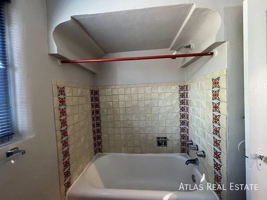 2732 N Martin Ave - Photo 4 of 25