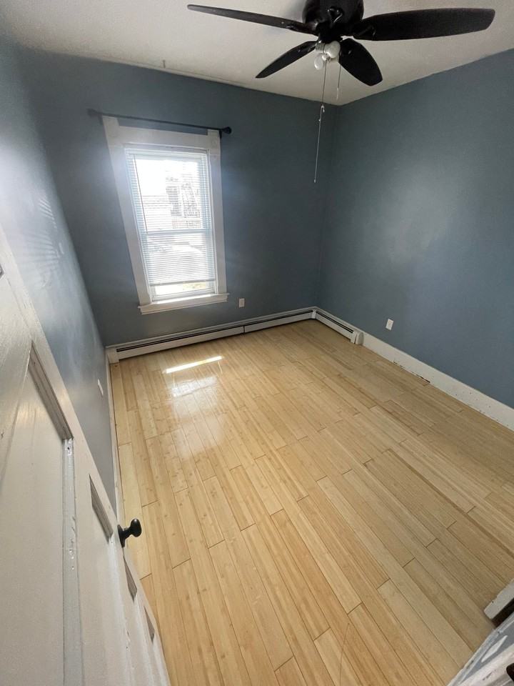 183 Connors St #1 - Photo 4 of 6