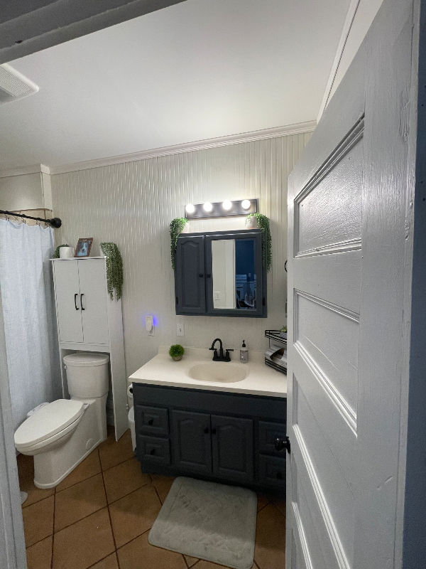 183 Connors St #1 - Photo 5 of 6