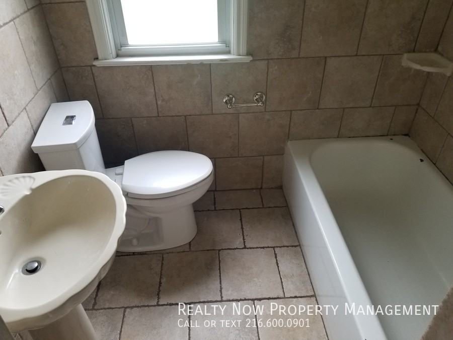 2611 Brookdale Ave - Photo 6 of 7