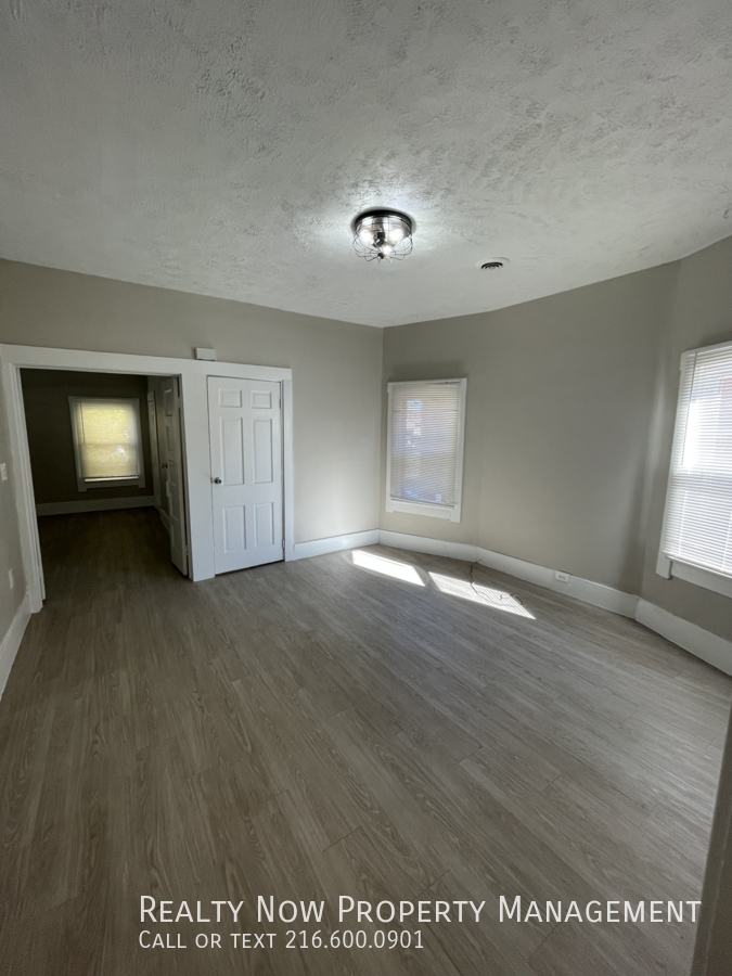 1409 Auburn Ave Unit 2 #2 - Photo 2 of 11