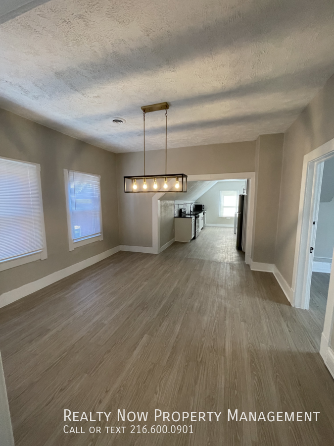 1409 Auburn Ave Unit 2 #2 - Photo 5 of 11