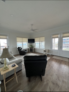 224 Court St - Photo 6 of 11