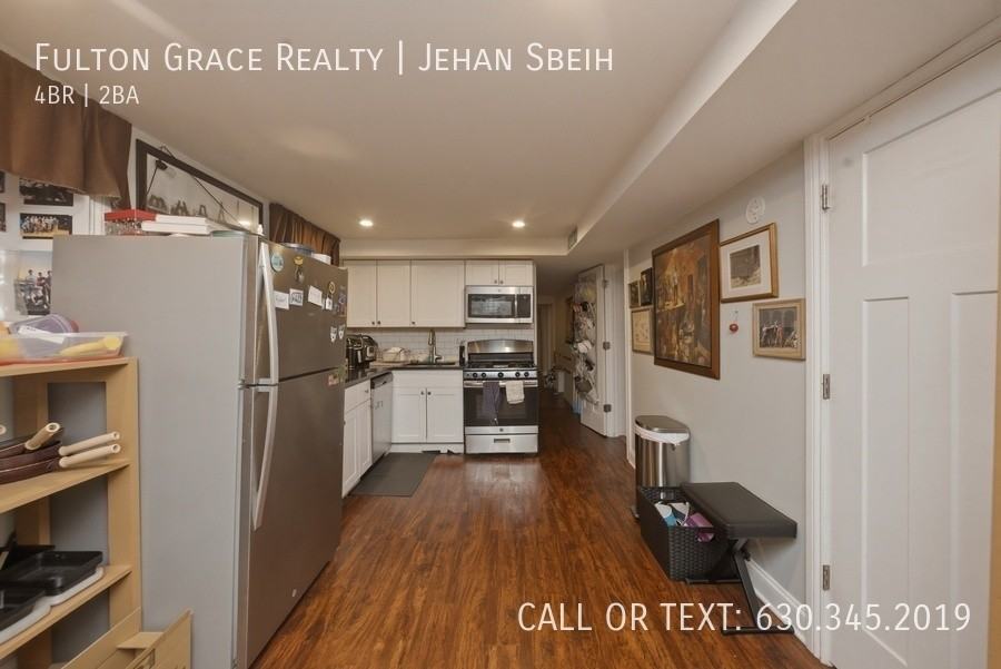 910 W Addison St #G - Photo 3 of 13