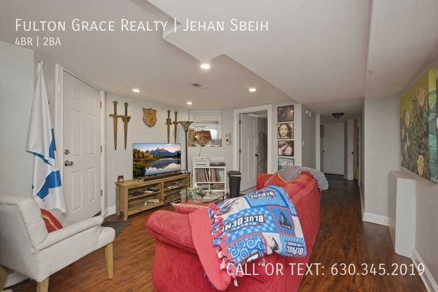 910 W Addison St #G - Photo 4 of 13