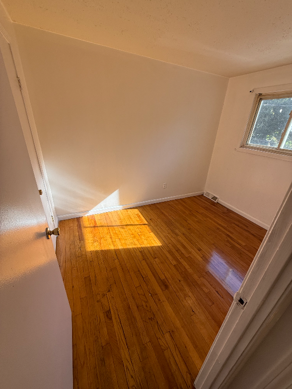 161 Martin St #8 - Photo 6 of 9